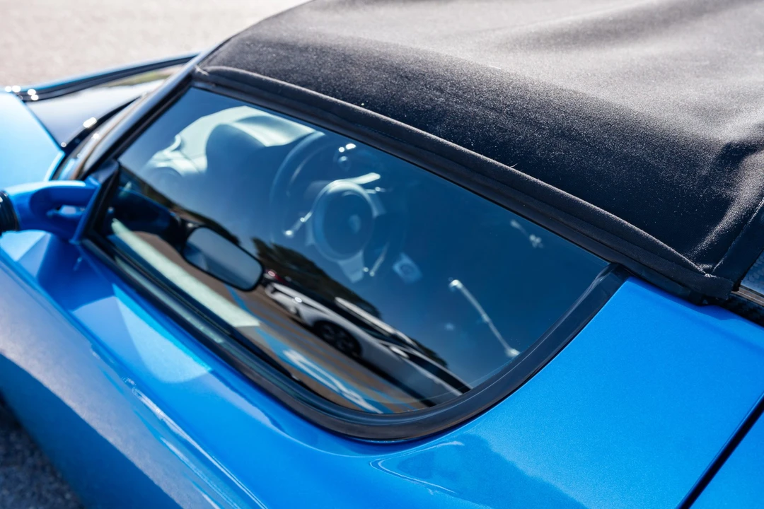 2010 Tesla Roadster - Image 25 of 31