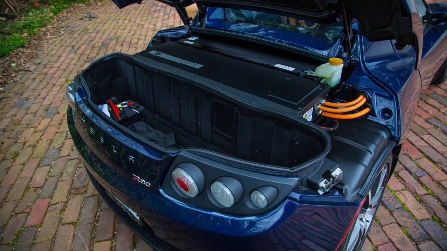 2010 Tesla Roadster - Image 7 of 12
