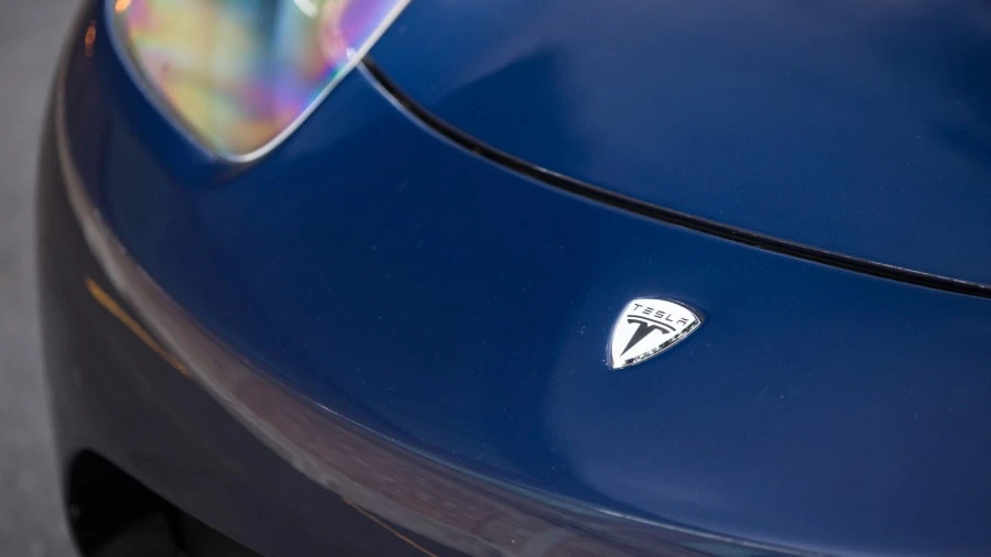 2010 Tesla Roadster - Image 9 of 12