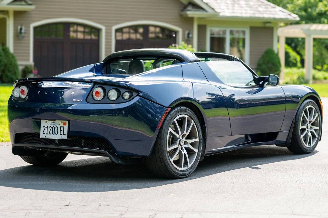 2010 Tesla Roadster - Image 4 of 31