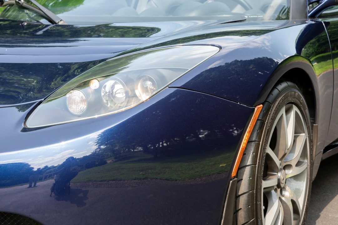 2010 Tesla Roadster - Image 20 of 31