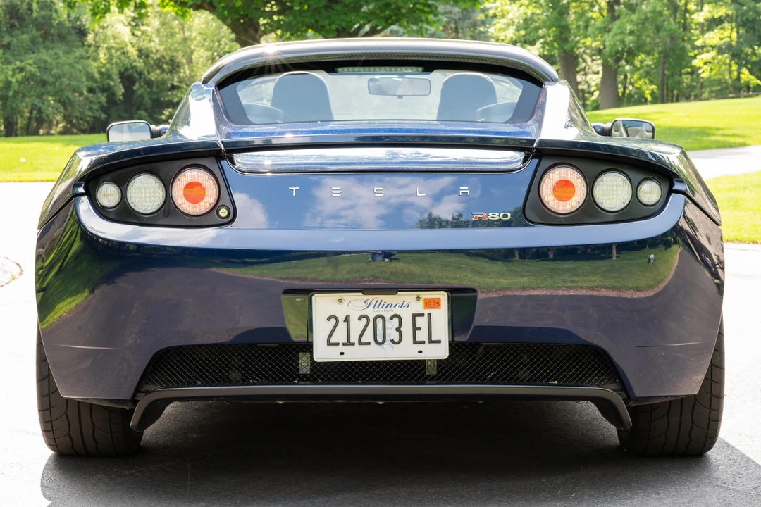 2010 Tesla Roadster - Image 10 of 31