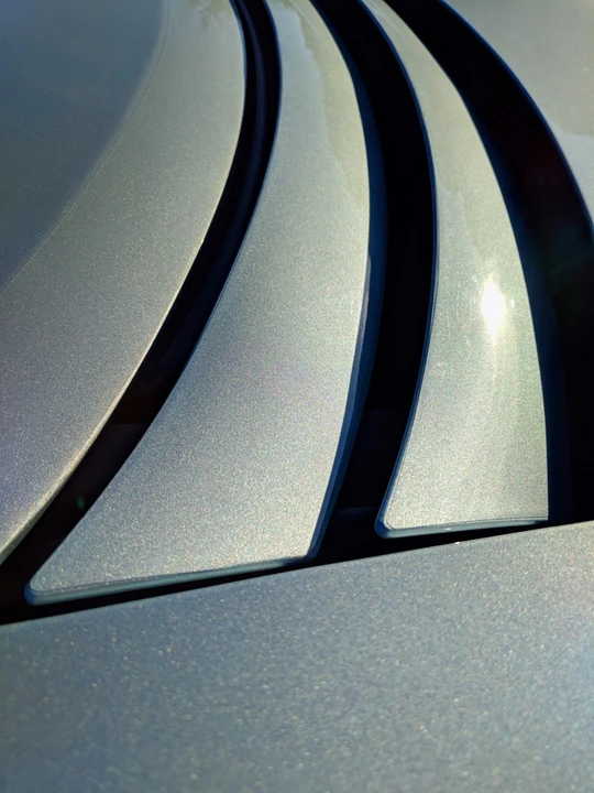 2010 Tesla Roadster - Image 14 of 31