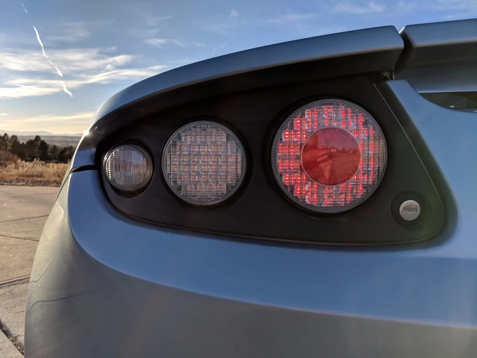 2010 Tesla Roadster - Image 25 of 31
