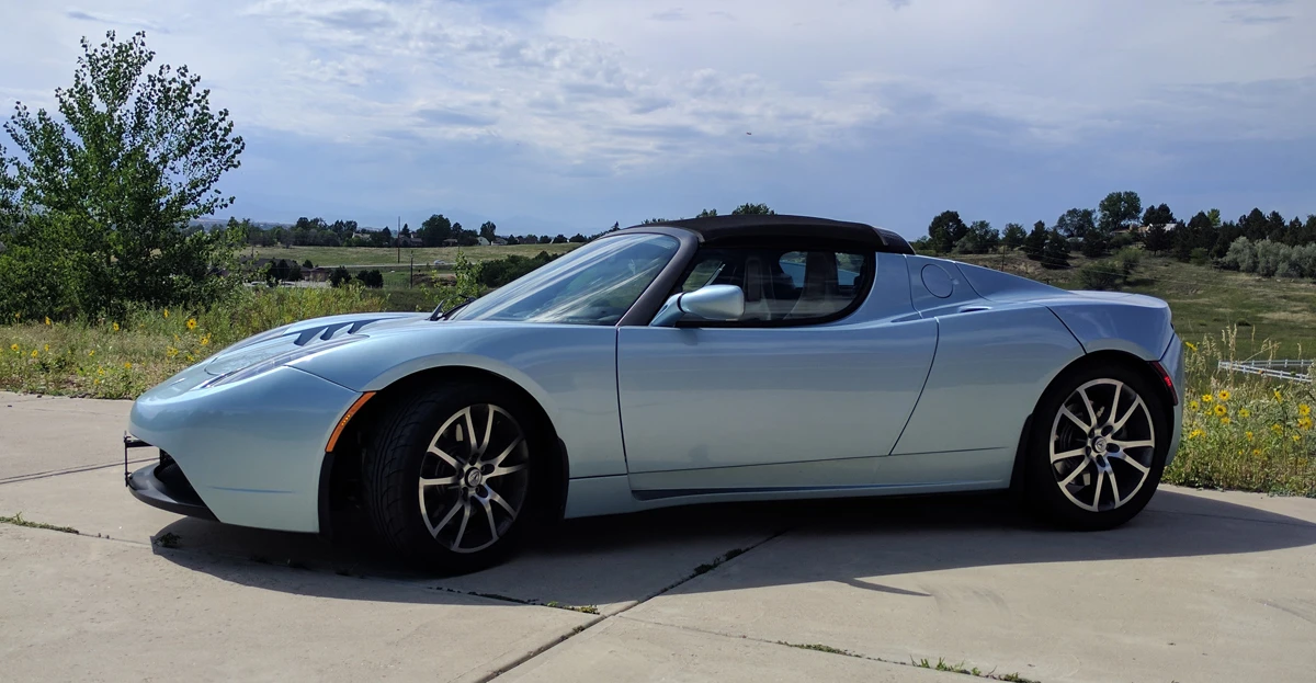 2010 Tesla Roadster - Image 2 of 31