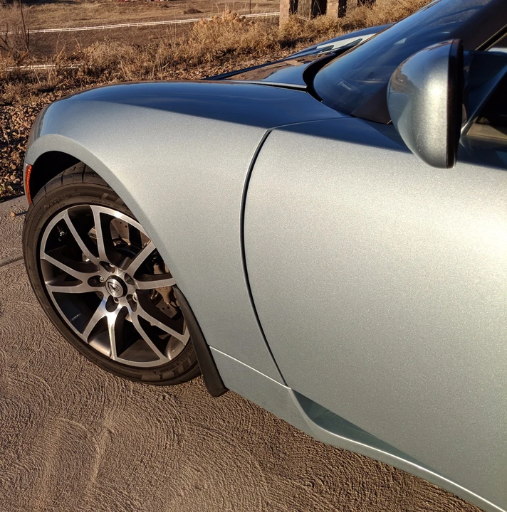 2010 Tesla Roadster - Image 9 of 31
