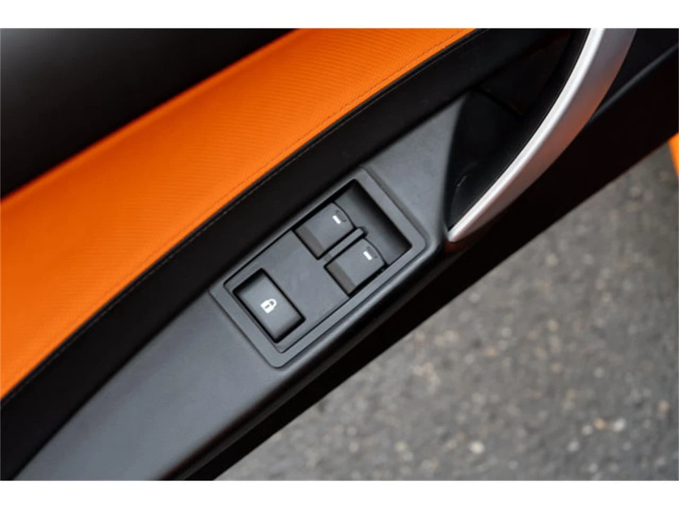 2010 Tesla Roadster - Image 11 of 12