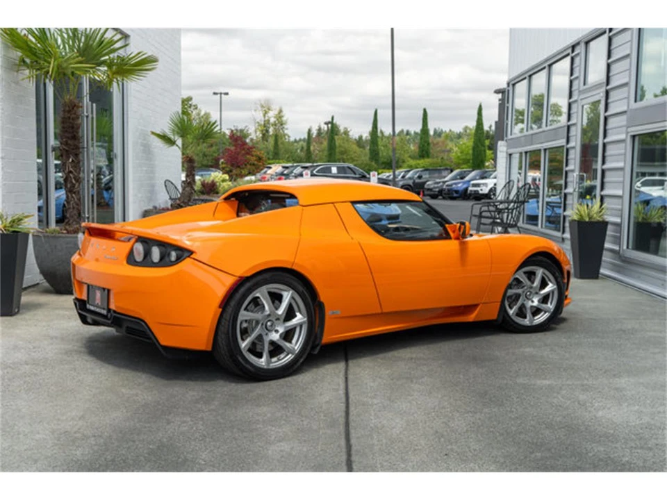 2010 Tesla Roadster - Image 7 of 12