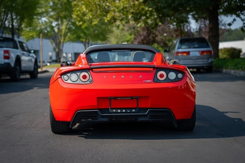 2010 Tesla Roadster - Image 9 of 20