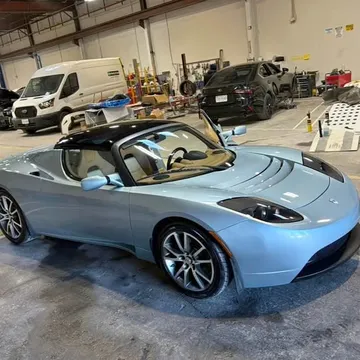 2010 Tesla Roadster