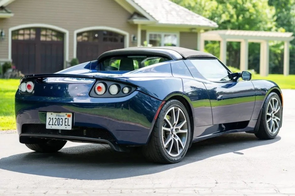 2010 Tesla Roadster - Image 7 of 13