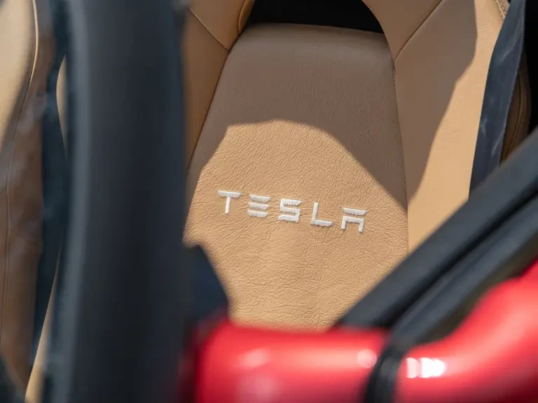 2010 Tesla Roadster - Image 18 of 31