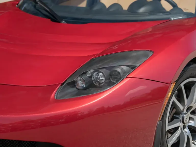 2010 Tesla Roadster - Image 23 of 31