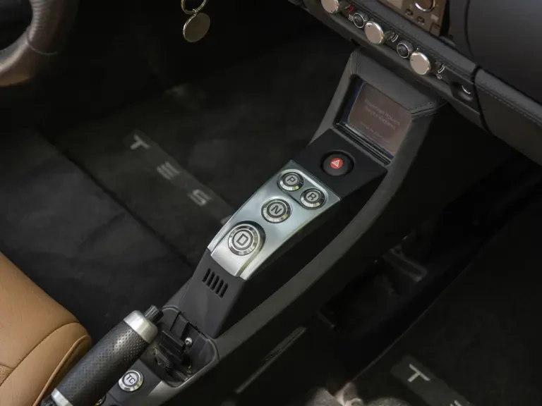2010 Tesla Roadster - Image 13 of 31