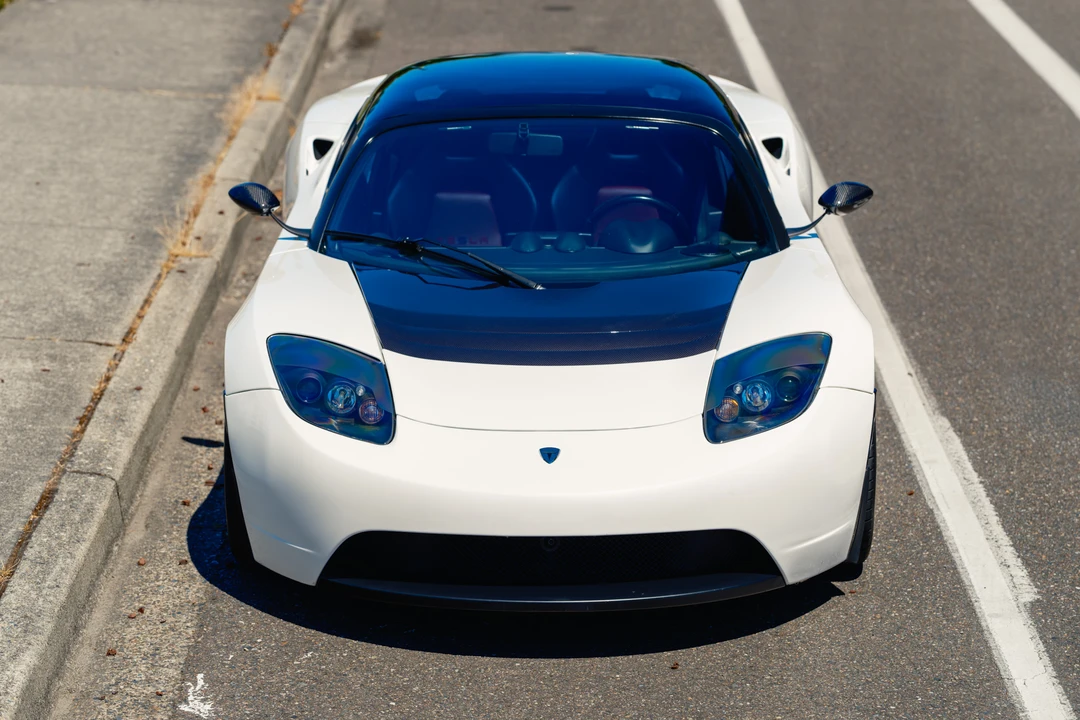 2010 Tesla Roadster - Image 6 of 31