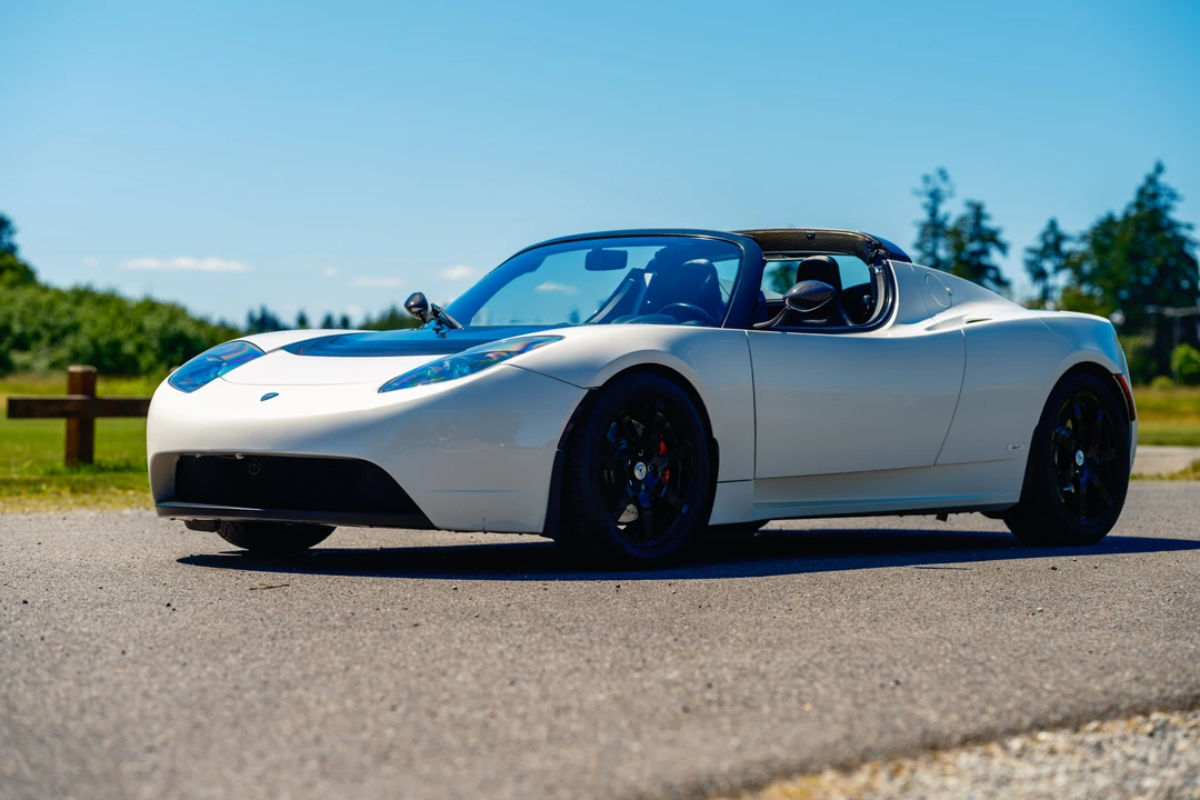 2010 Tesla Roadster - Image 4 of 31