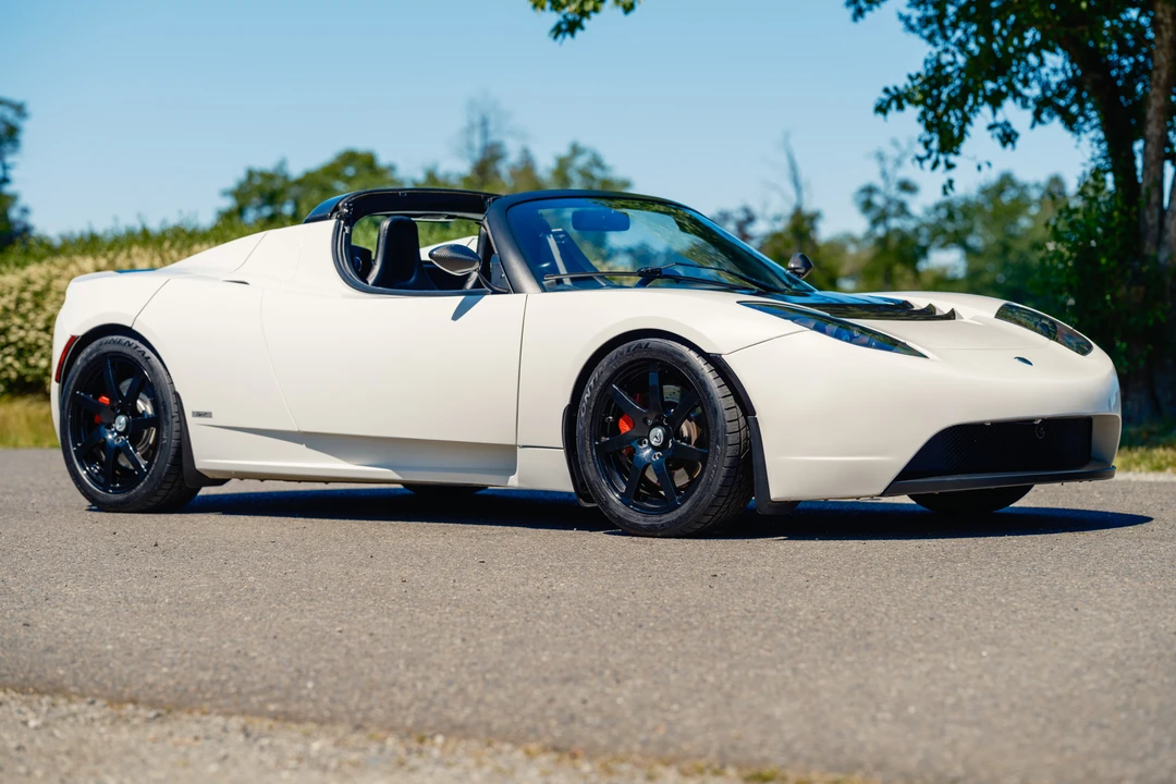 2010 Tesla Roadster - Image 14 of 31