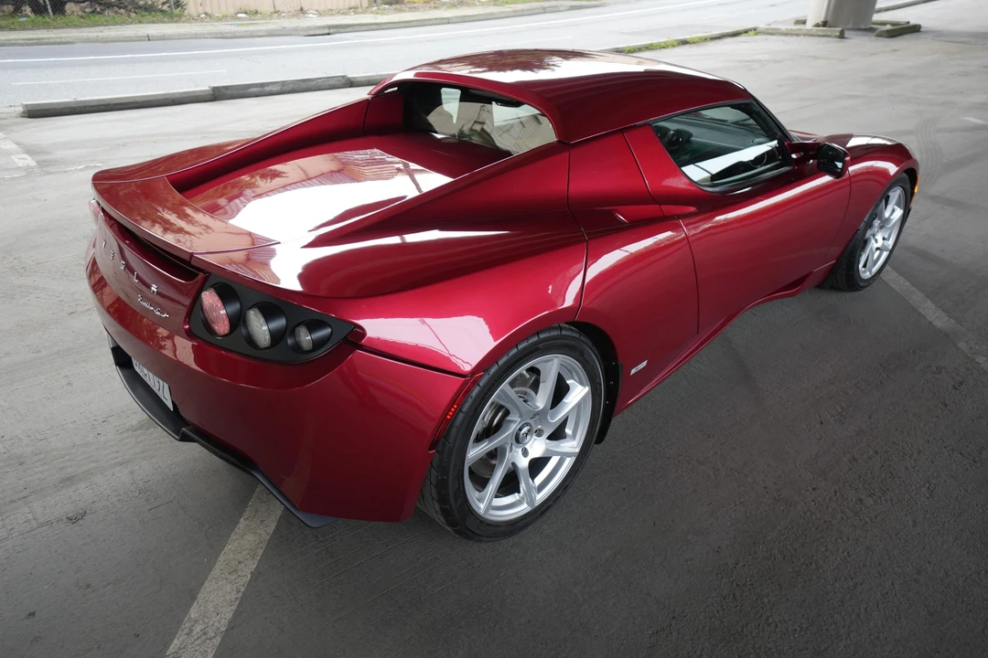 2010 Tesla Roadster - Image 8 of 31