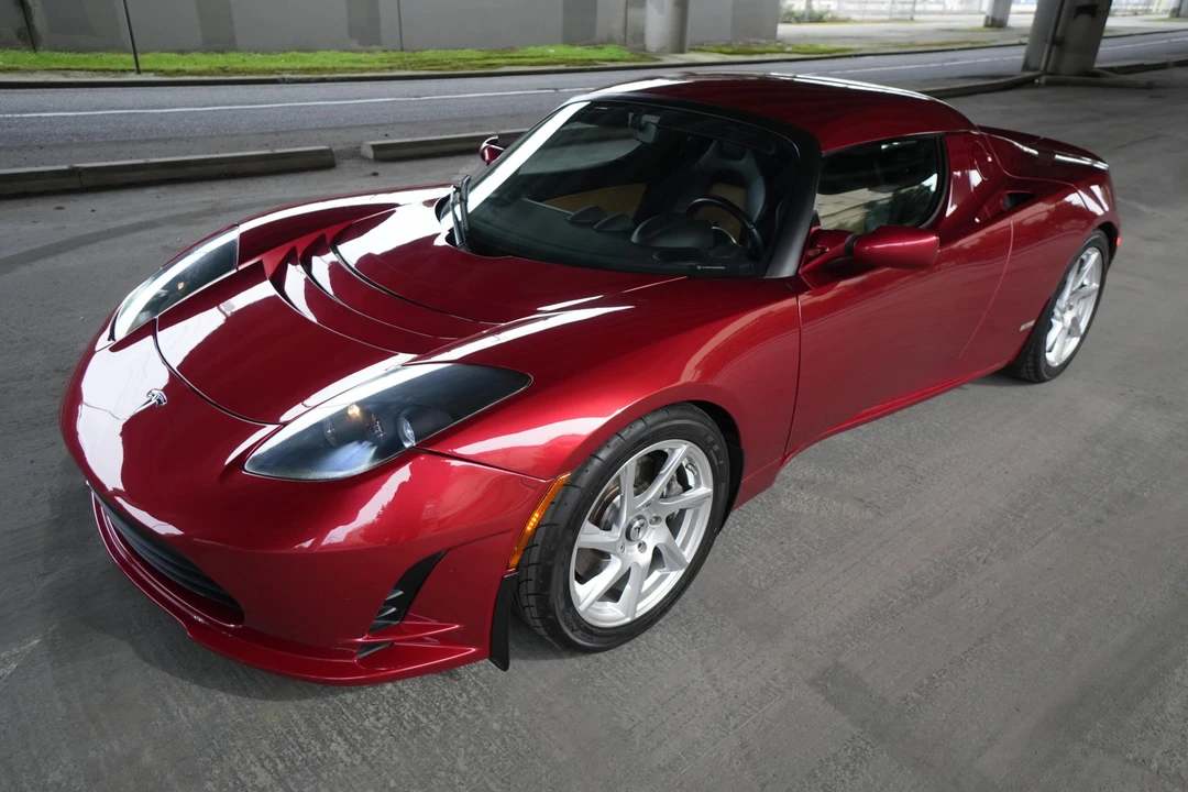 2010 Tesla Roadster - Image 4 of 31