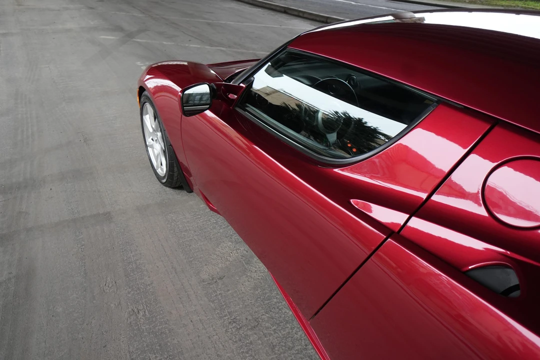 2010 Tesla Roadster - Image 15 of 31