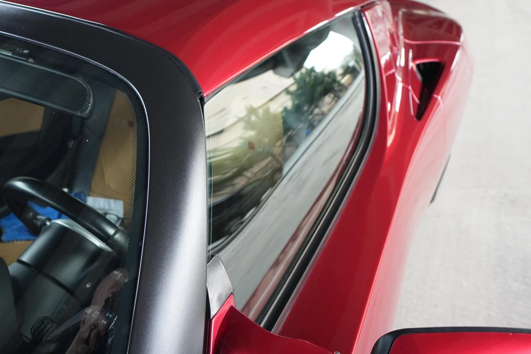 2010 Tesla Roadster - Image 22 of 31