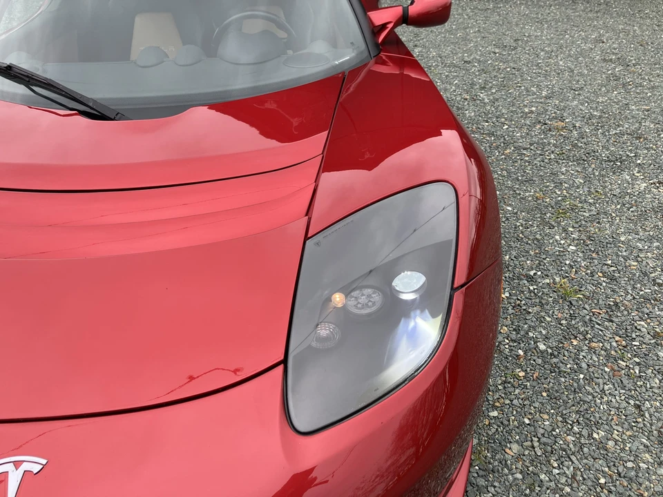 2010 Tesla Roadster - Image 29 of 31