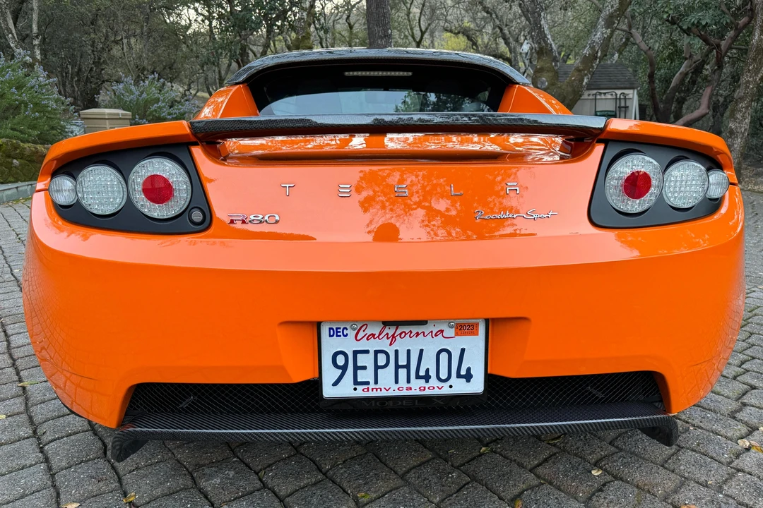 2010 Tesla Roadster - Image 5 of 31