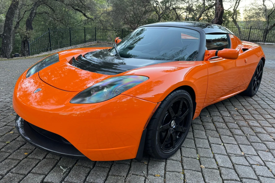 2010 Tesla Roadster - Image 3 of 31