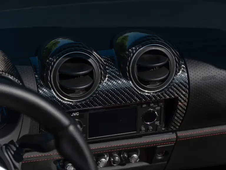 2010 Tesla Roadster - Image 22 of 31