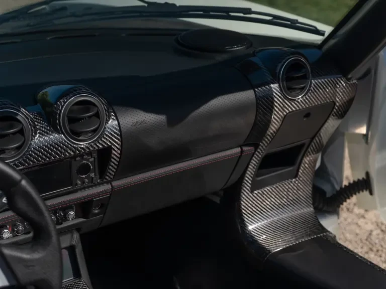 2010 Tesla Roadster - Image 23 of 31
