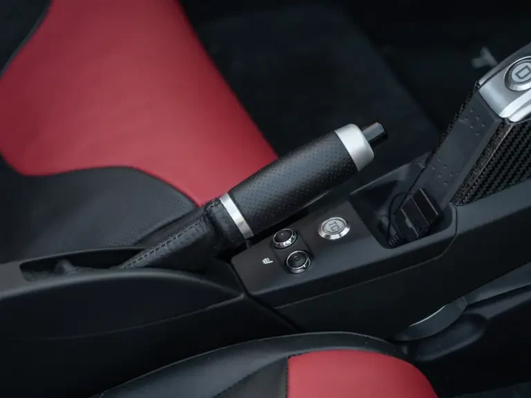 2010 Tesla Roadster - Image 19 of 31