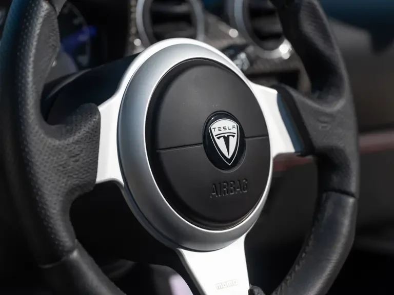 2010 Tesla Roadster - Image 15 of 31