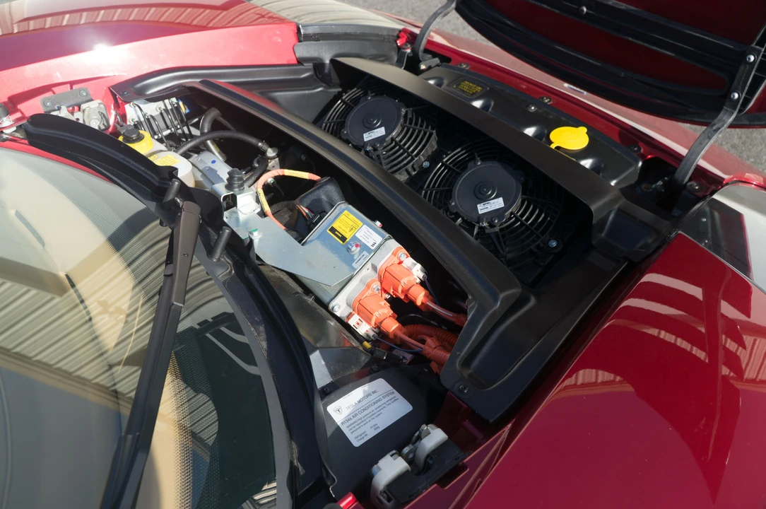 2010 Tesla Roadster - Image 12 of 26