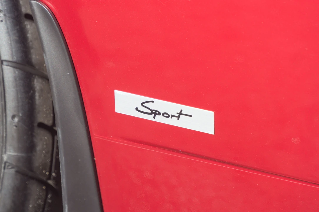 2010 Tesla Roadster - Image 21 of 26