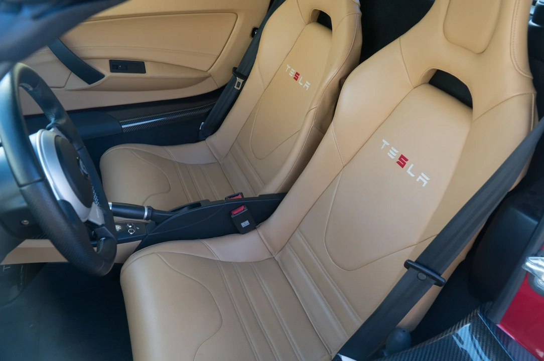 2010 Tesla Roadster - Image 20 of 26