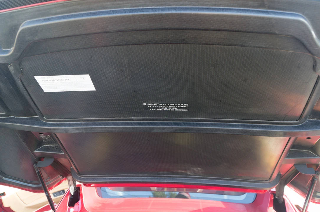 2010 Tesla Roadster - Image 9 of 26