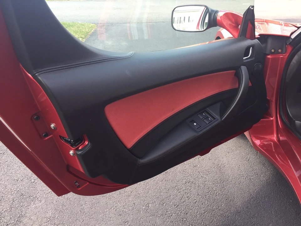 2010 Tesla Roadster - Image 7 of 10