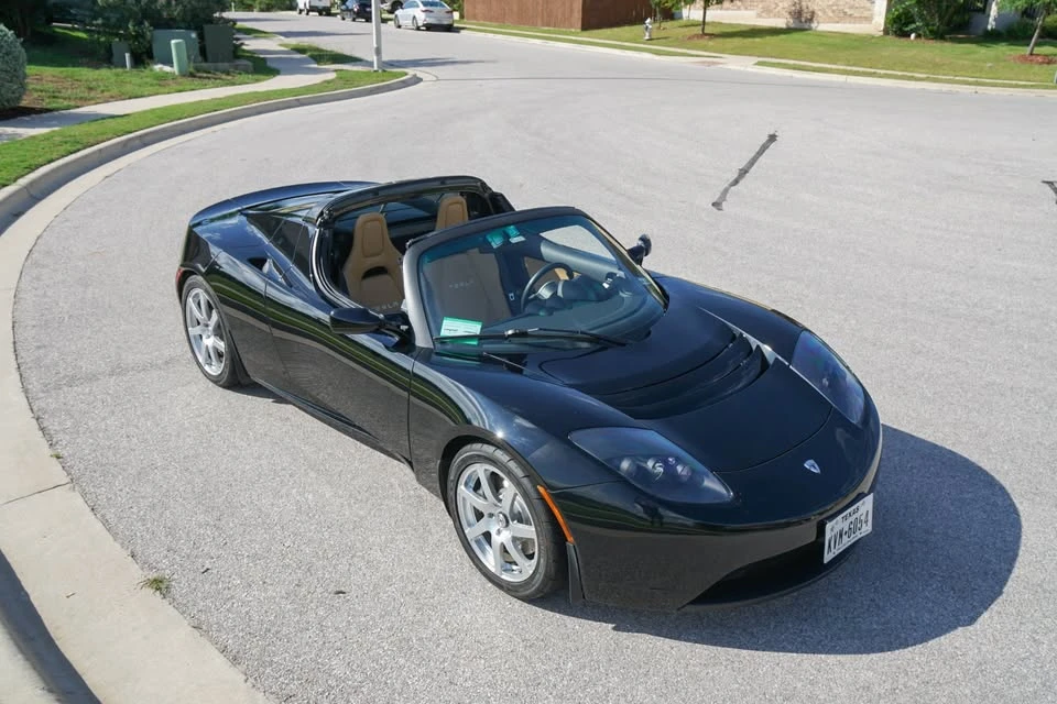 2010 Tesla Roadster - Image 8 of 20