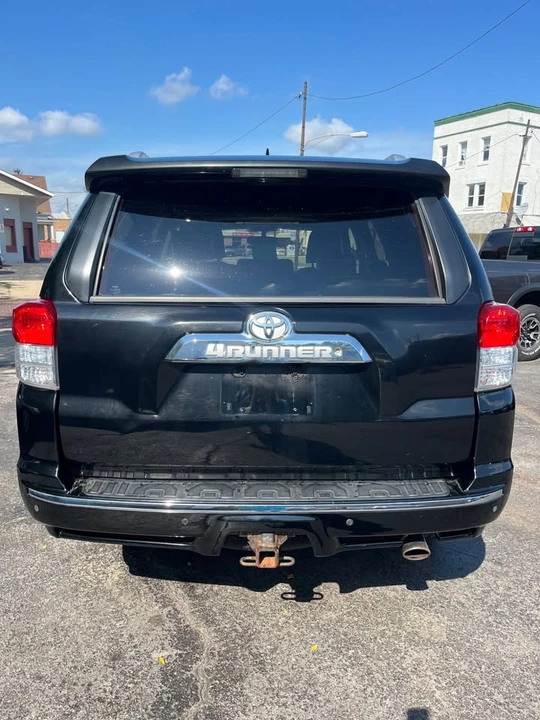 2010 Toyota 4Runner 5th Gen - Image 6 of 16