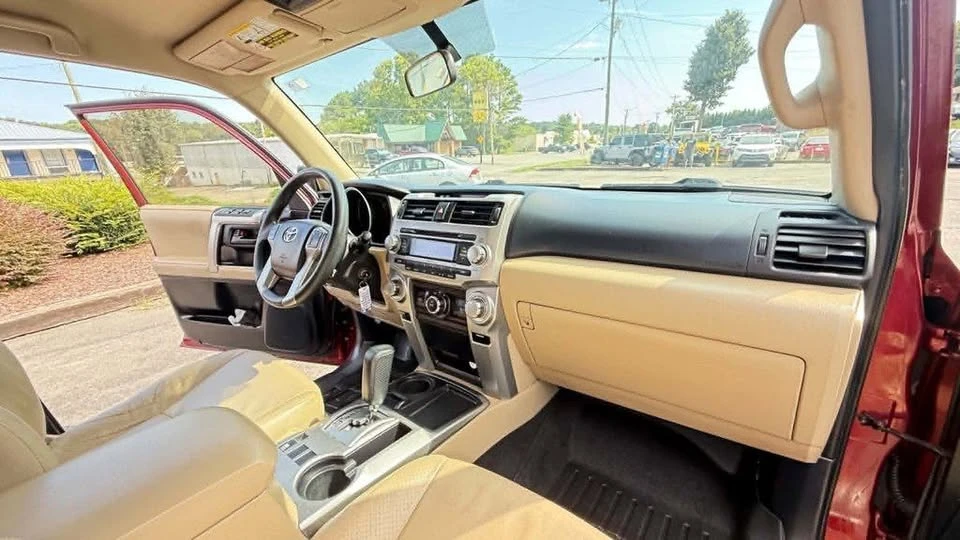 2010 Toyota 4Runner 5th Gen - Image 13 of 20