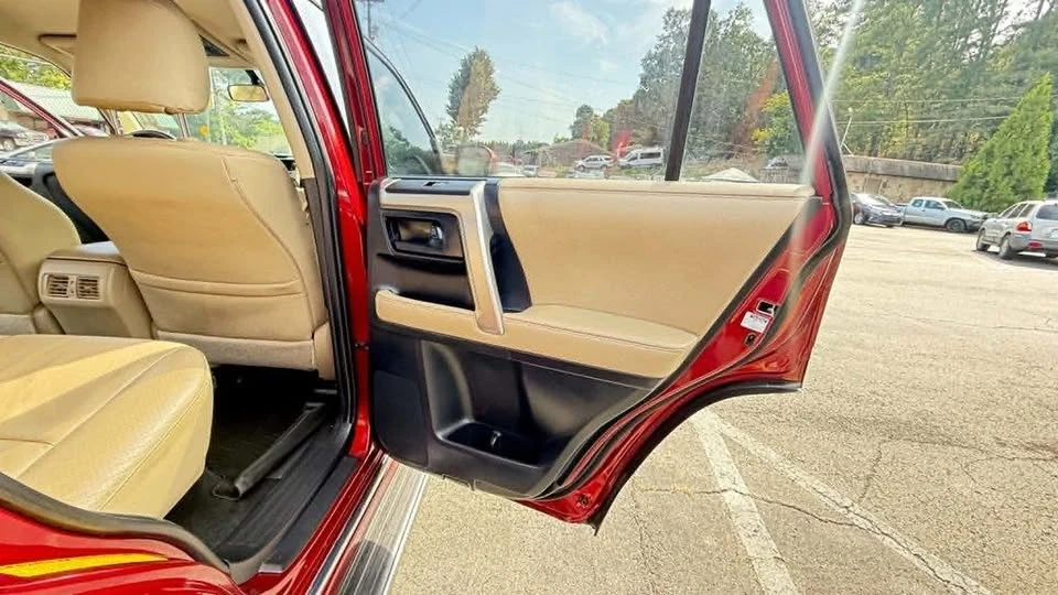 2010 Toyota 4Runner 5th Gen - Image 18 of 20