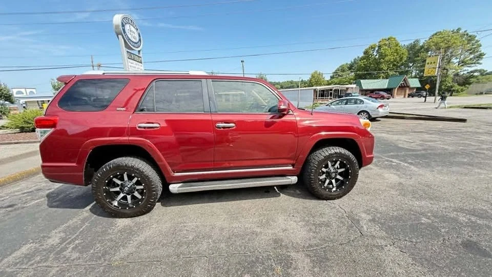 2010 Toyota 4Runner 5th Gen - Image 3 of 20