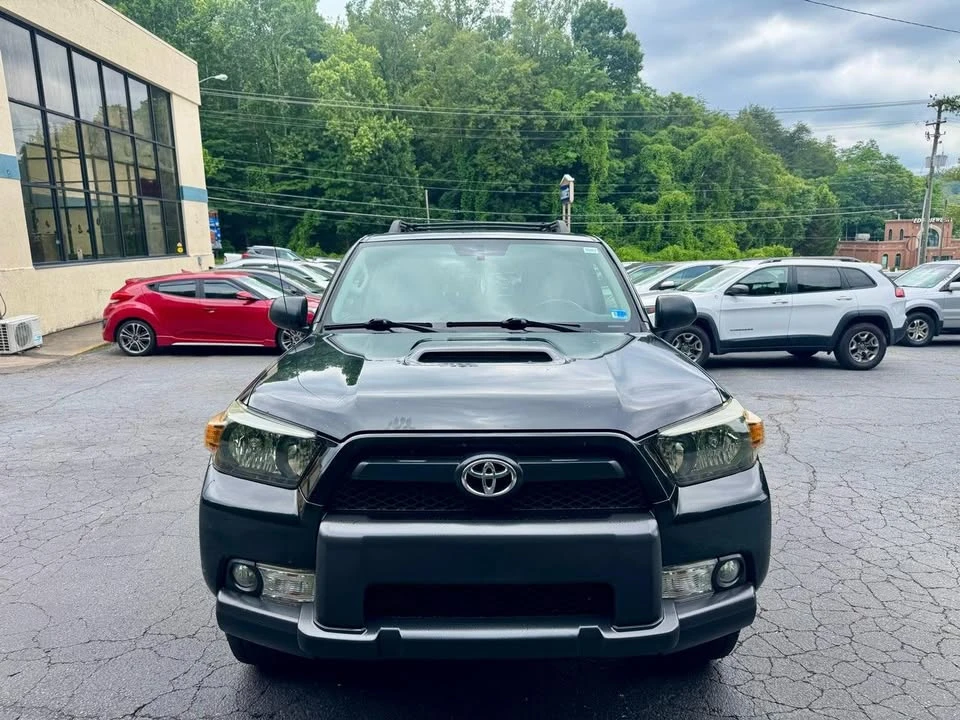 2010 Toyota 4Runner - Image 2 of 20