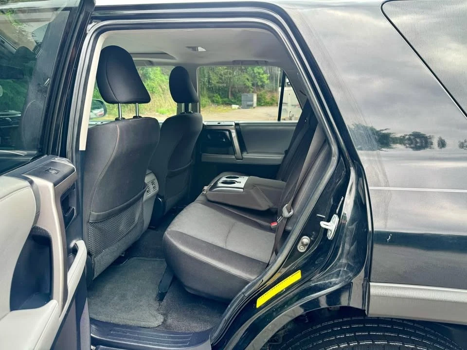 2010 Toyota 4Runner - Image 12 of 20