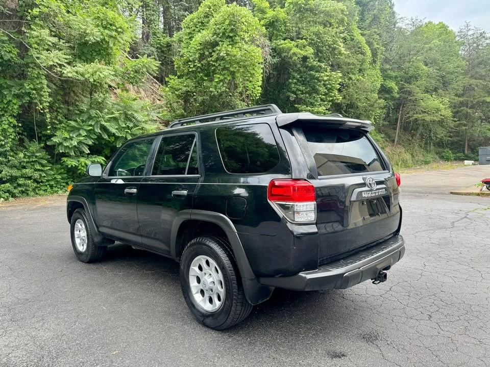 2010 Toyota 4Runner - Image 7 of 20