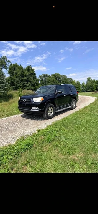 2010 Toyota 4Runner 5th Gen - Image 2 of 20