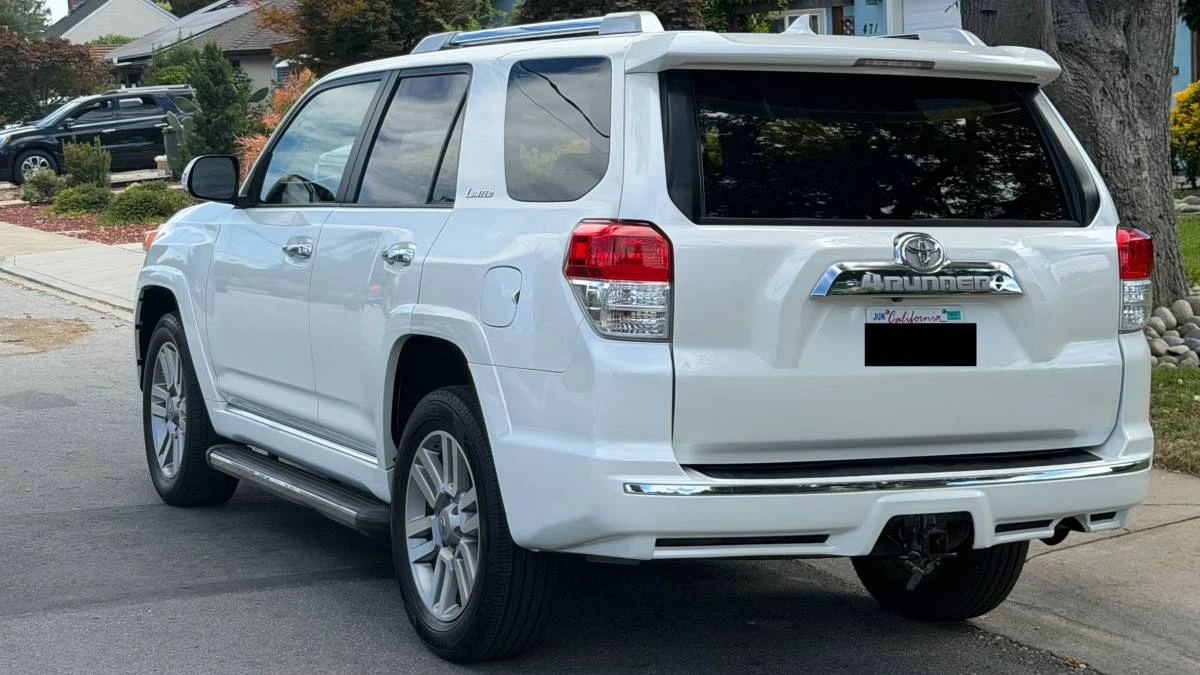 2010 Toyota 4Runner 5th Gen - Image 4 of 22