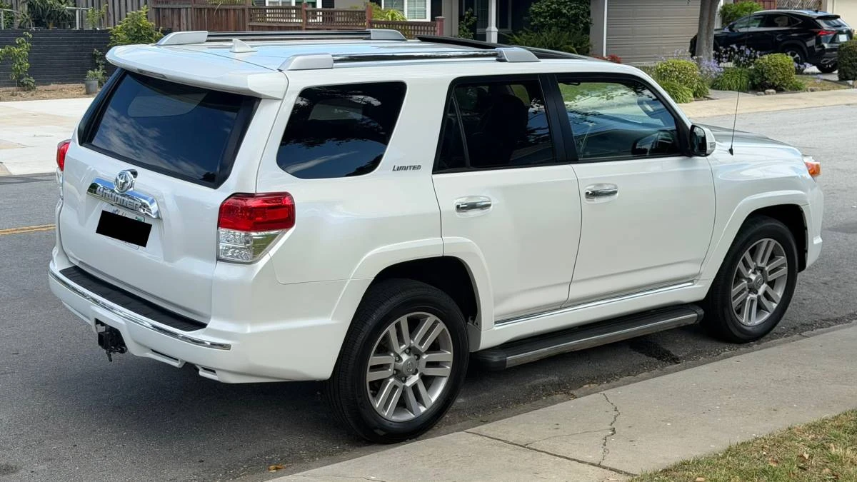 2010 Toyota 4Runner 5th Gen - Image 3 of 22