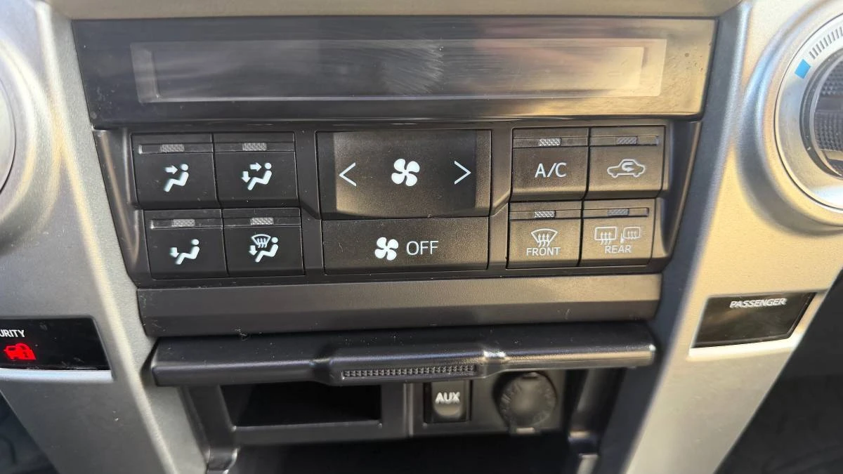 2010 Toyota 4Runner 5th Gen - Image 13 of 22