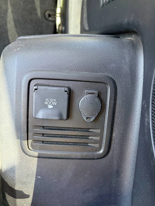 2010 Toyota 4Runner - Image 12 of 16